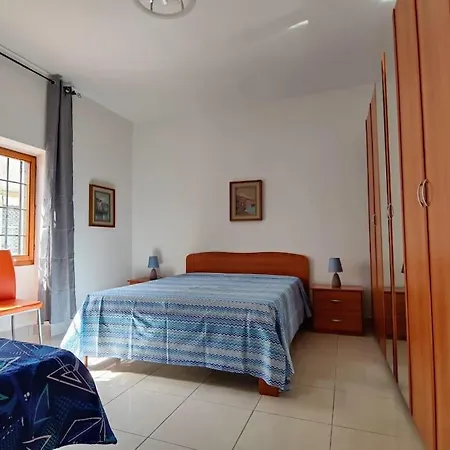 A 100mt Dal Mare Holiday home